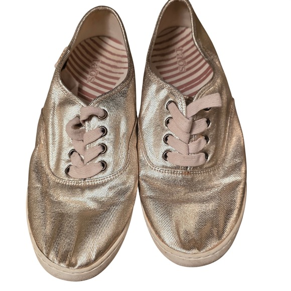 Taos Footwear Shoes - Taos Guest Star Womens 10 Gold Metallic Lace Up Low Top Sneakers GST-13547A